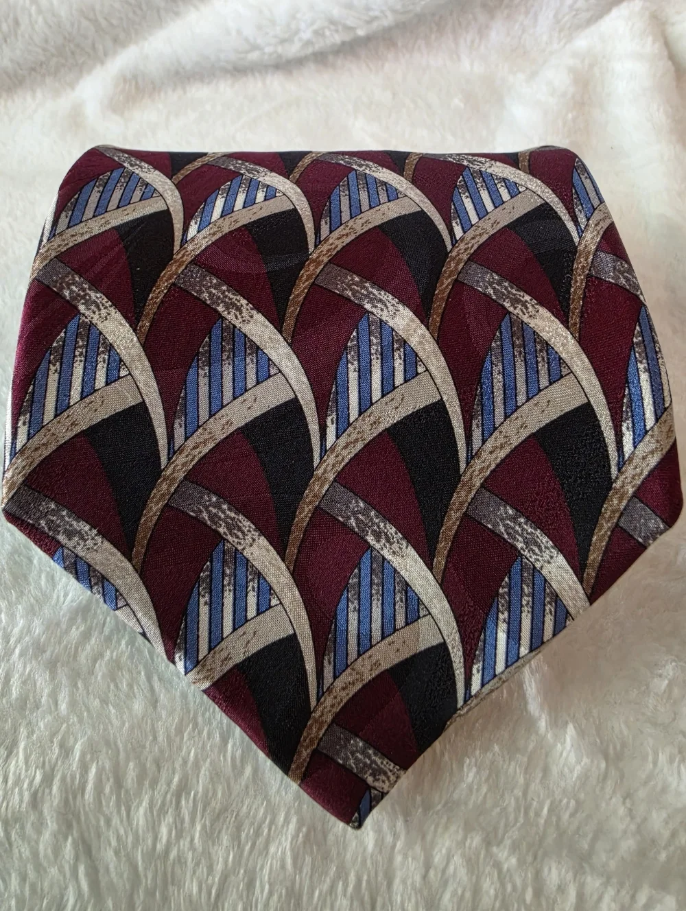 Vintage Duxbury Ltd. Men's Silk Necktie Art Deco Geometric Burgundy Black Cream